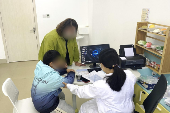 院網(wǎng)站-市婦幼保健院舉辦5·1兒童生長發(fā)育義診活動400