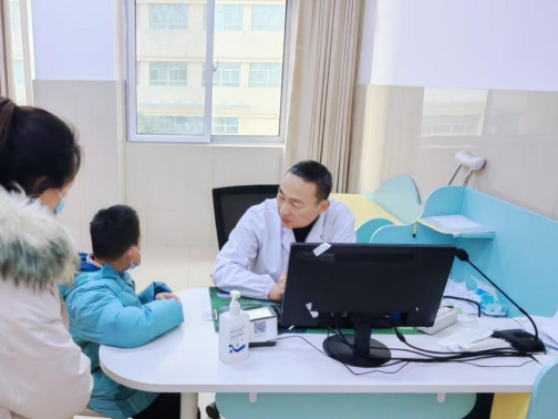 【春節(jié)記憶】市婦幼保健院（市兒童醫(yī)院）舉行兒內(nèi)科多學(xué)科義診220